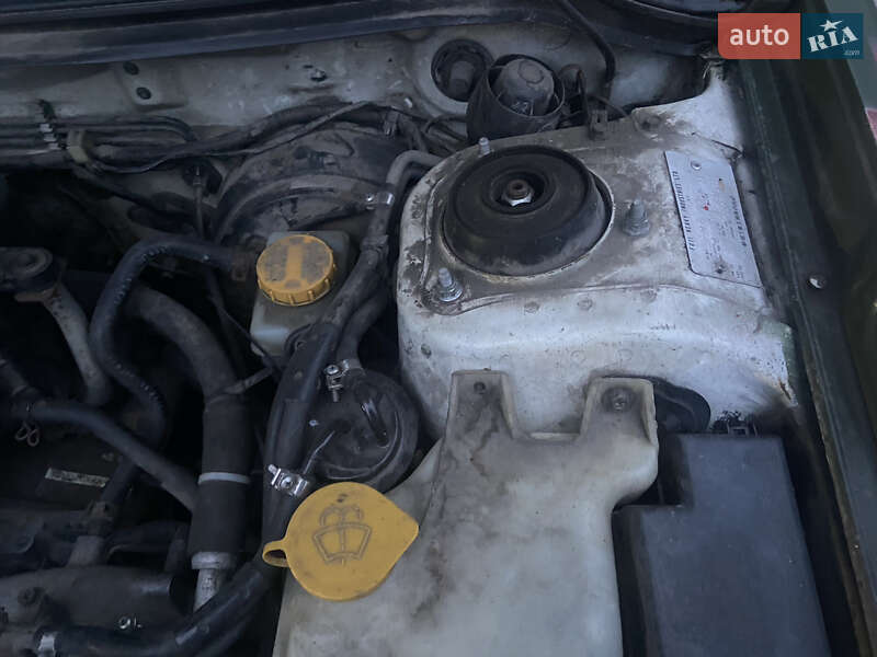 Позашляховик / Кросовер Subaru Forester 2002 в Києві