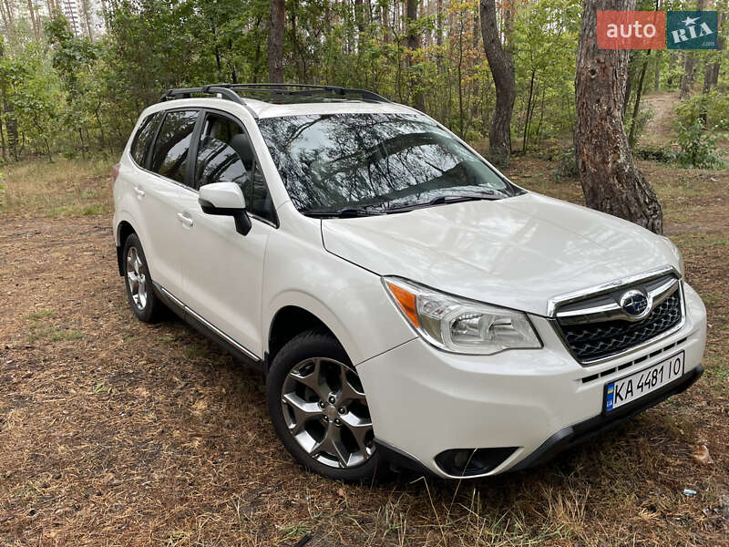 Внедорожник / Кроссовер Subaru Forester 2016 в Киеве