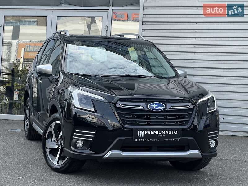 Позашляховик / Кросовер Subaru Forester 2024 в Києві