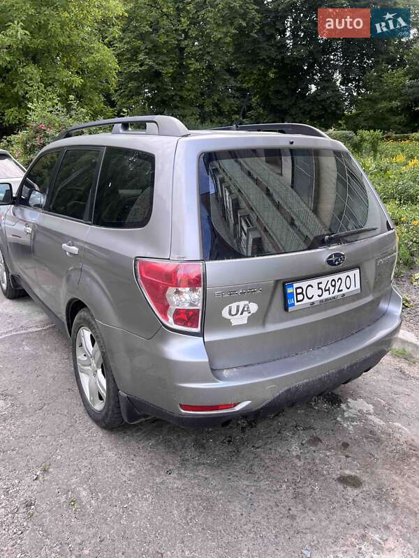 Subaru Forester 2009
