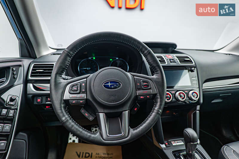 Позашляховик / Кросовер Subaru Forester 2018 в Києві