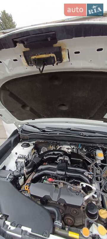 Позашляховик / Кросовер Subaru Forester 2015 в Луцьку