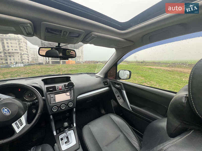 Внедорожник / Кроссовер Subaru Forester 2014 в Херсоне