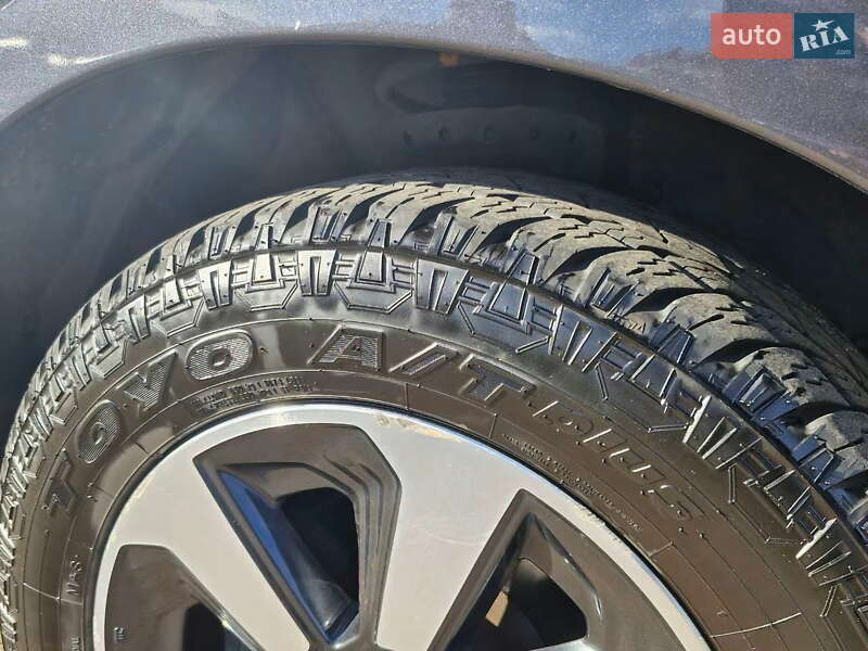 Позашляховик / Кросовер Subaru Forester 2016 в Києві