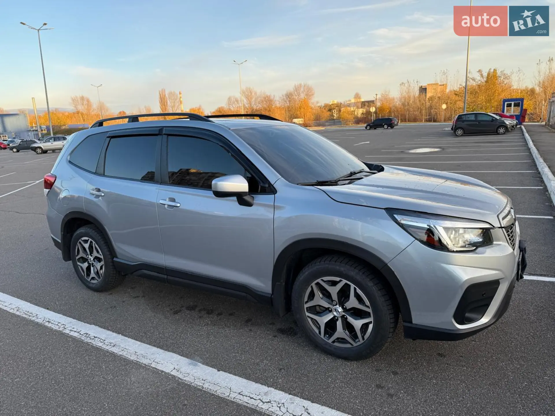 Subaru Forester 2019 VIN JF2SKAJC8LH457163 фото оголошення 5 з 27
