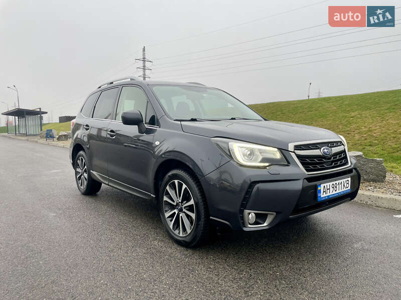 Внедорожник / Кроссовер Subaru Forester 2017 в Днепре