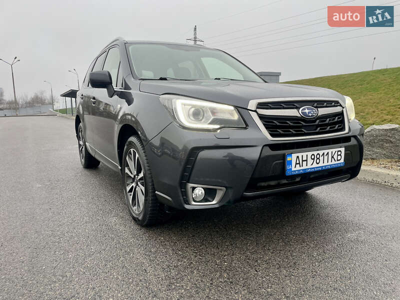 Внедорожник / Кроссовер Subaru Forester 2017 в Днепре