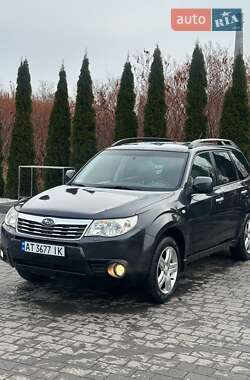 Позашляховик / Кросовер Subaru Forester 2010 в Надвірній
