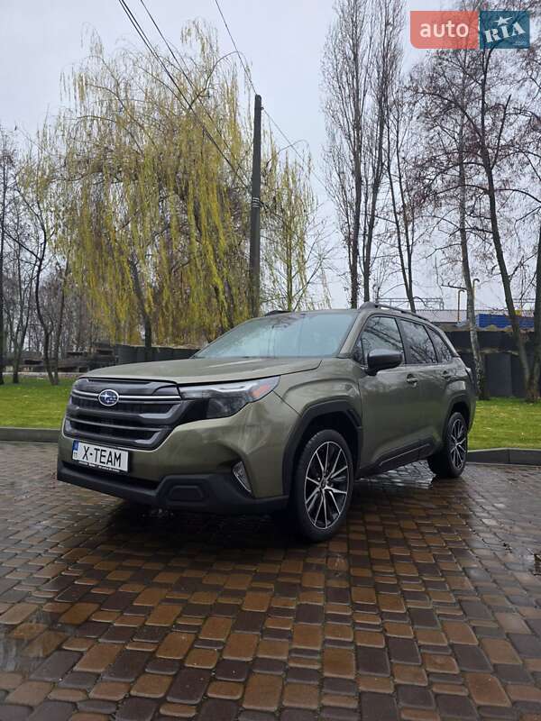 Позашляховик / Кросовер Subaru Forester 2024 в Києві