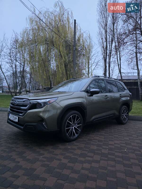 Позашляховик / Кросовер Subaru Forester 2024 в Києві