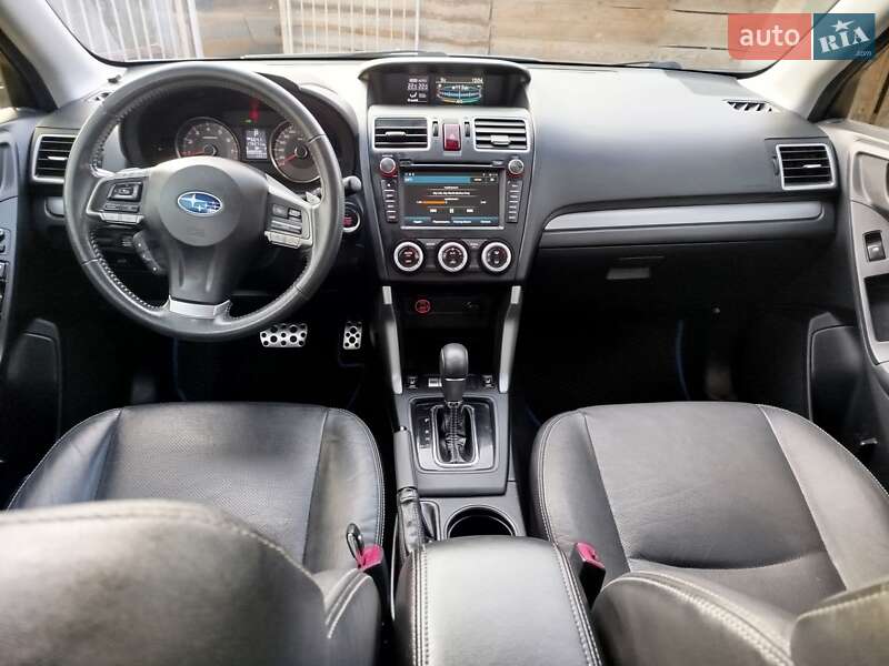 Позашляховик / Кросовер Subaru Forester 2015 в Ізюмі