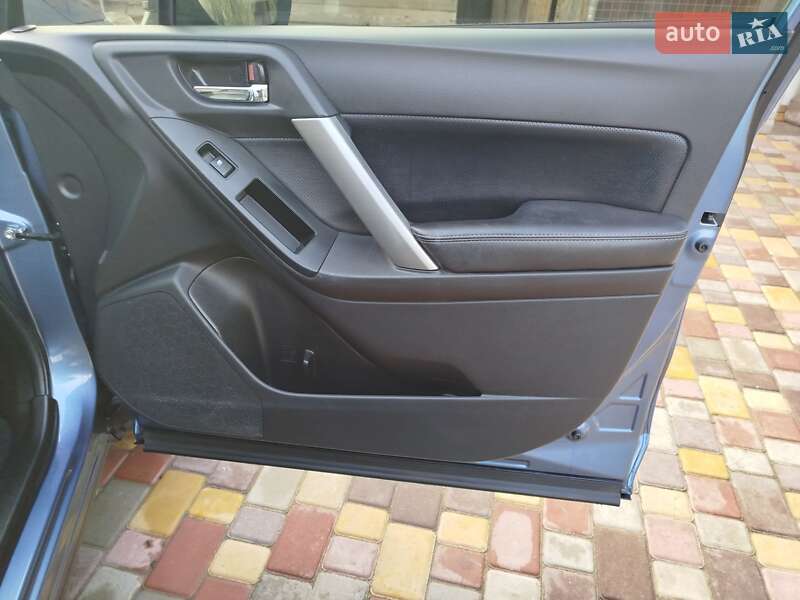 Позашляховик / Кросовер Subaru Forester 2015 в Ізюмі