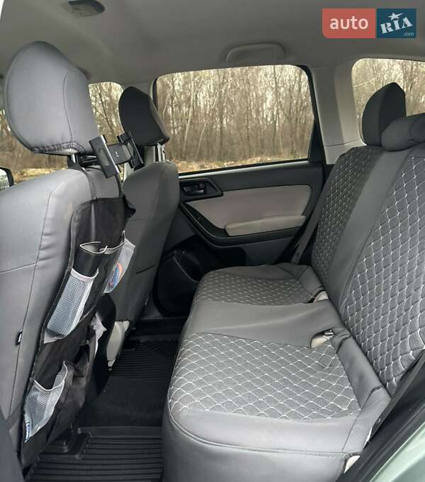 Позашляховик / Кросовер Subaru Forester 2013 в Києві