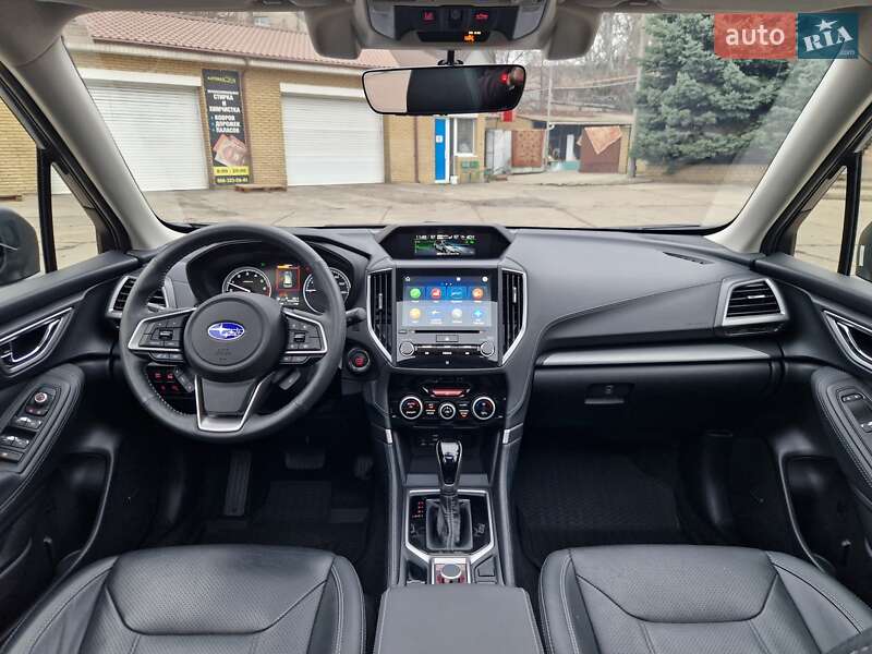 Внедорожник / Кроссовер Subaru Forester 2021 в Днепре