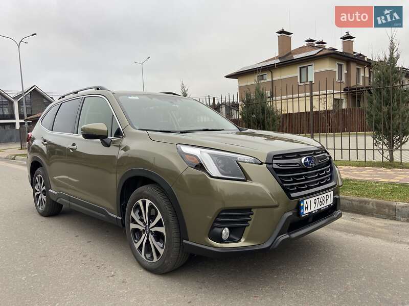 Внедорожник / Кроссовер Subaru Forester 2022 в Киеве