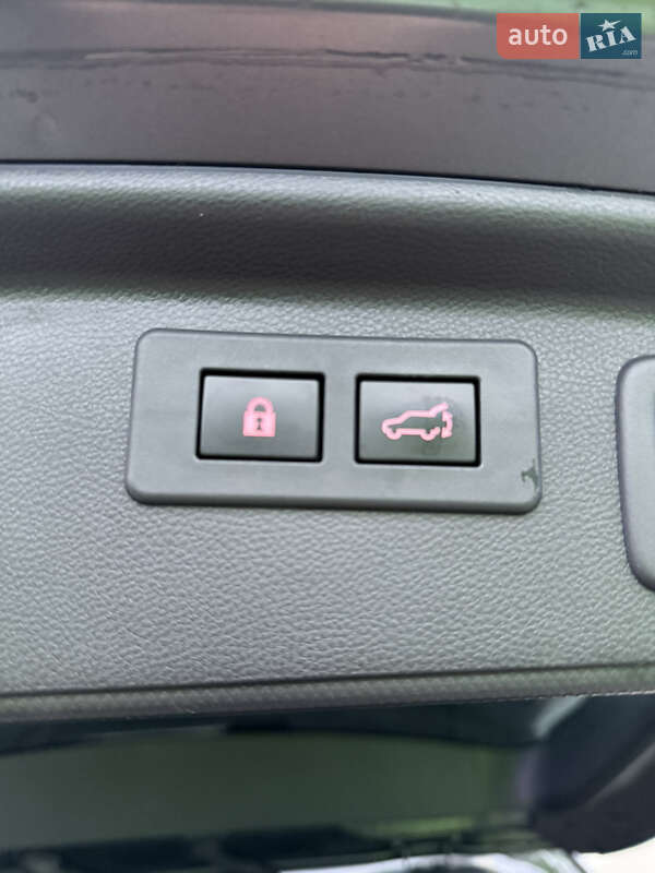 Позашляховик / Кросовер Subaru Forester 2020 в Києві