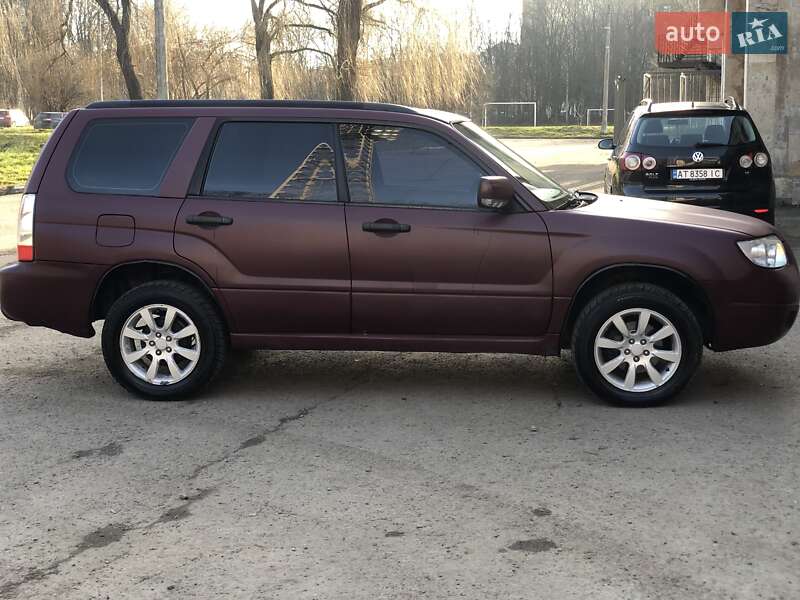 Внедорожник / Кроссовер Subaru Forester 2006 в Ивано-Франковске