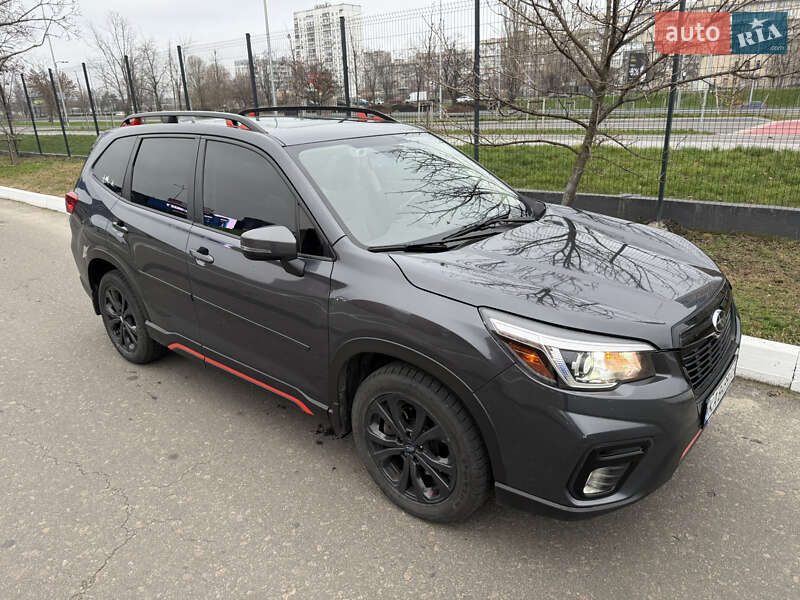 Внедорожник / Кроссовер Subaru Forester 2020 в Киеве