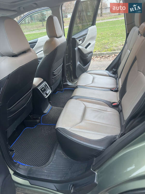 Внедорожник / Кроссовер Subaru Forester 2019 в Днепре