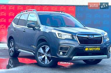 Внедорожник / Кроссовер Subaru Forester 2020 в Киеве
