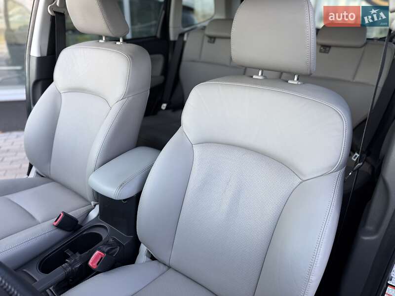 Внедорожник / Кроссовер Subaru Forester 2014 в Киеве