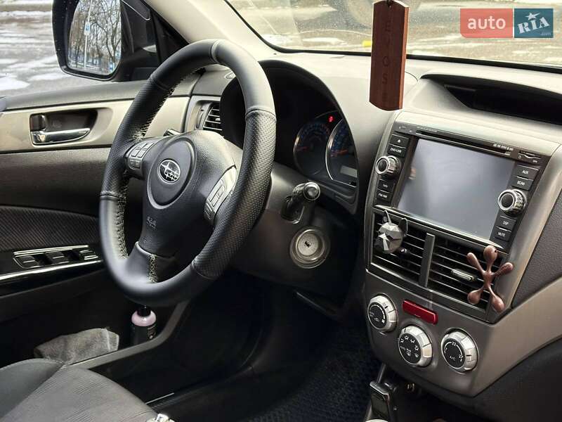 Внедорожник / Кроссовер Subaru Forester 2009 в Николаеве