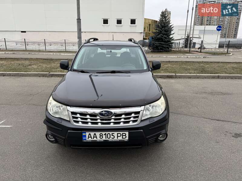 Внедорожник / Кроссовер Subaru Forester 2011 в Киеве