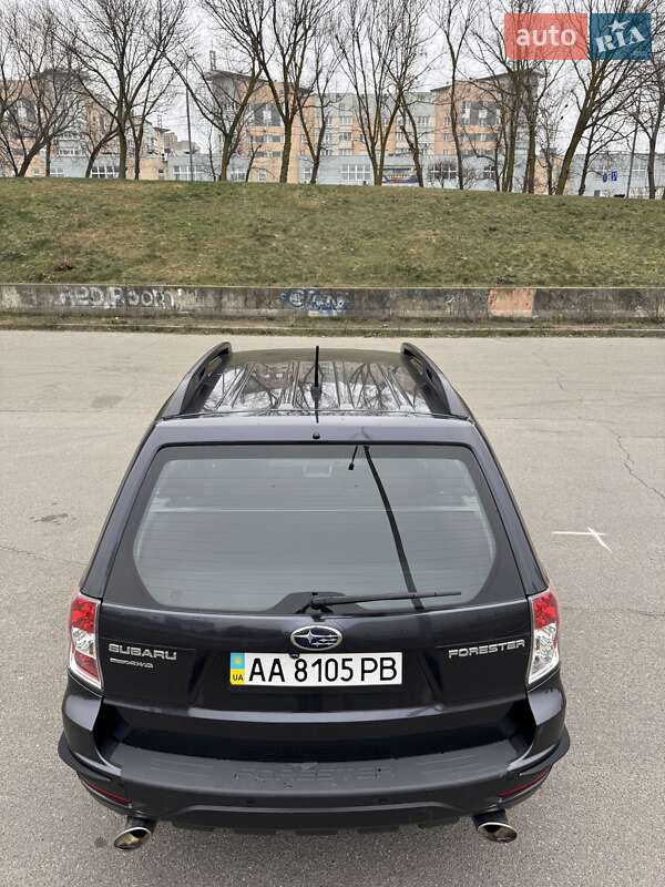 Внедорожник / Кроссовер Subaru Forester 2011 в Киеве