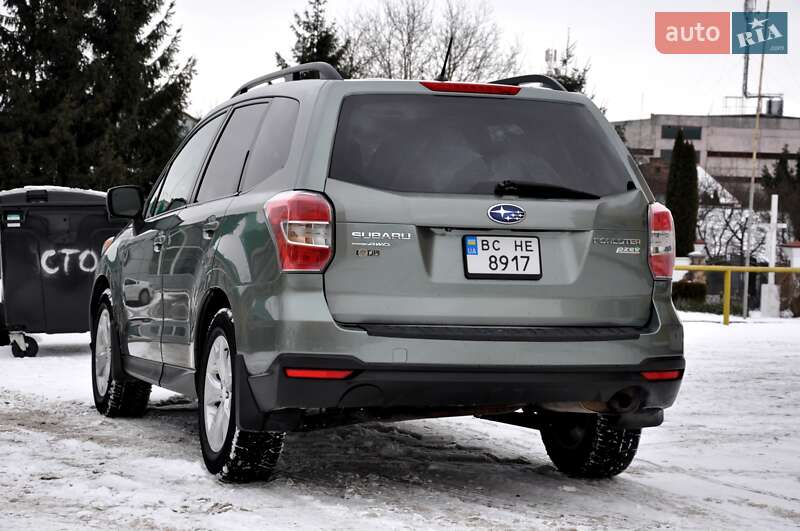 Внедорожник / Кроссовер Subaru Forester 2013 в Львове