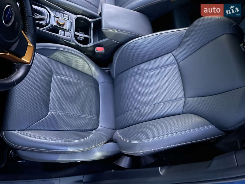 Внедорожник / Кроссовер Subaru Forester 2022 в Киеве