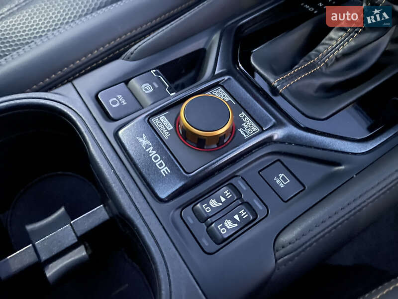 Внедорожник / Кроссовер Subaru Forester 2022 в Киеве