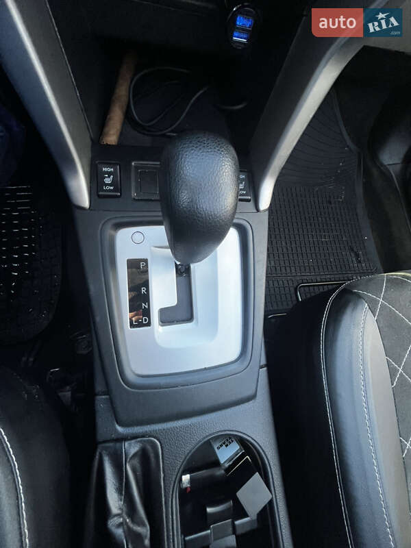 Внедорожник / Кроссовер Subaru Forester 2015 в Сумах