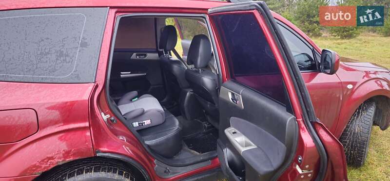 Внедорожник / Кроссовер Subaru Forester 2008 в Николаеве