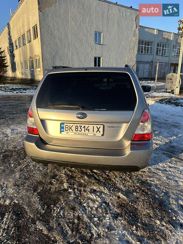 Внедорожник / Кроссовер Subaru Forester 2007 в Ровно