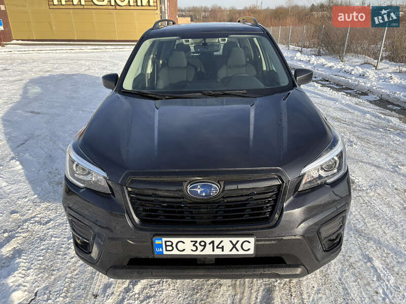 Внедорожник / Кроссовер Subaru Forester 2019 в Львове