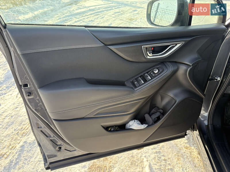 Внедорожник / Кроссовер Subaru Forester 2019 в Львове