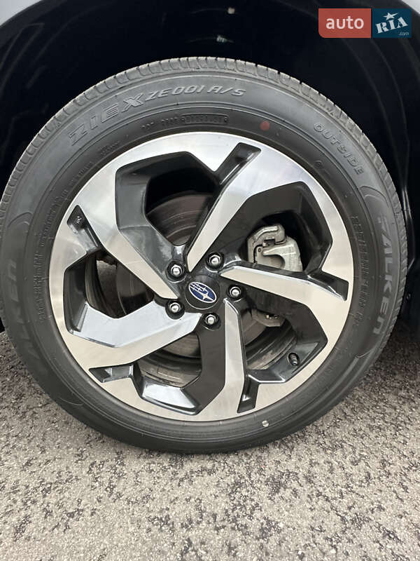 Внедорожник / Кроссовер Subaru Forester 2023 в Киеве