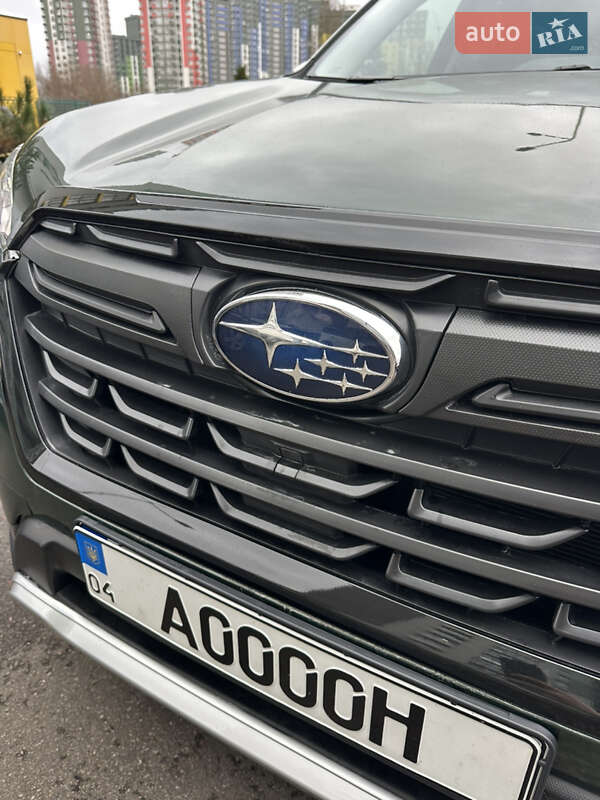Внедорожник / Кроссовер Subaru Forester 2023 в Киеве
