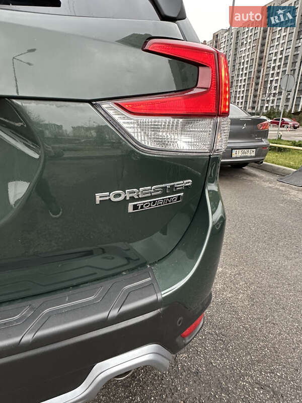 Внедорожник / Кроссовер Subaru Forester 2023 в Киеве