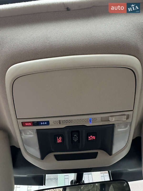 Внедорожник / Кроссовер Subaru Forester 2023 в Киеве