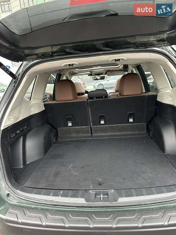 Внедорожник / Кроссовер Subaru Forester 2023 в Киеве