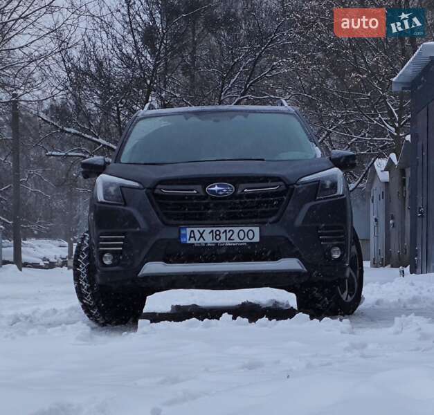 Внедорожник / Кроссовер Subaru Forester 2022 в Харькове