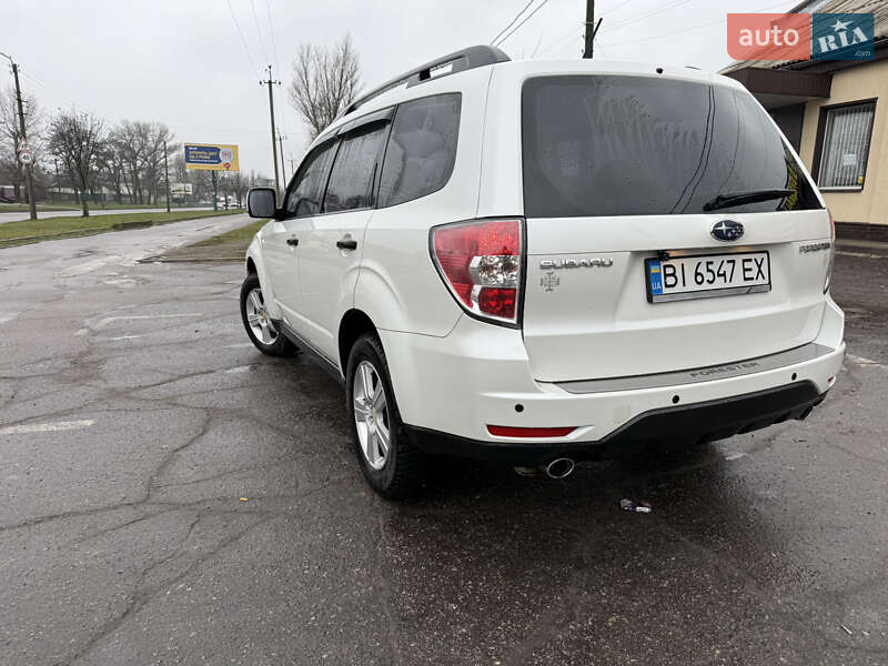 Внедорожник / Кроссовер Subaru Forester 2010 в Кременчуге