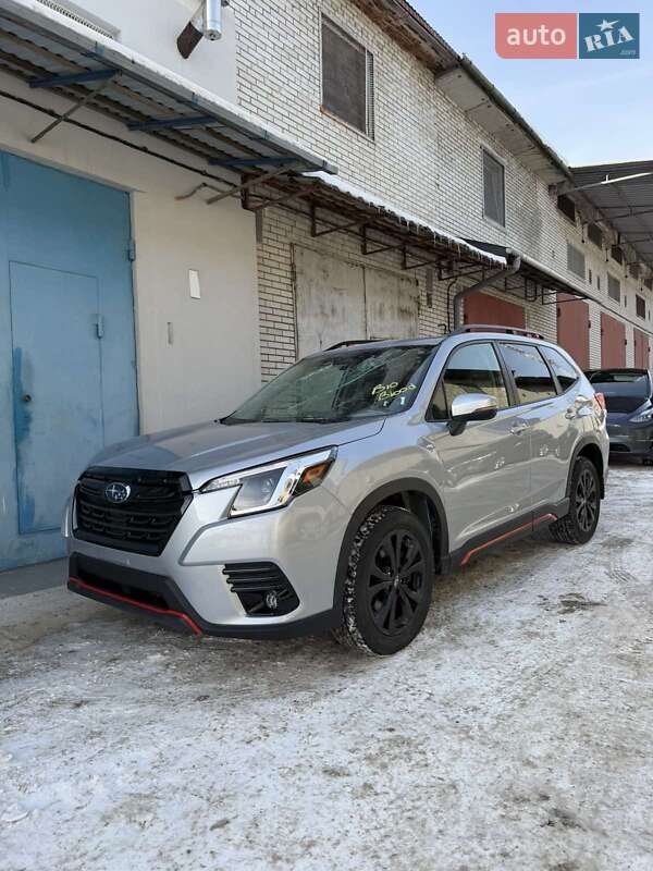 Внедорожник / Кроссовер Subaru Forester 2023 в Львове