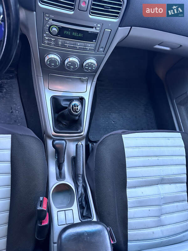 Внедорожник / Кроссовер Subaru Forester 2006 в Киеве