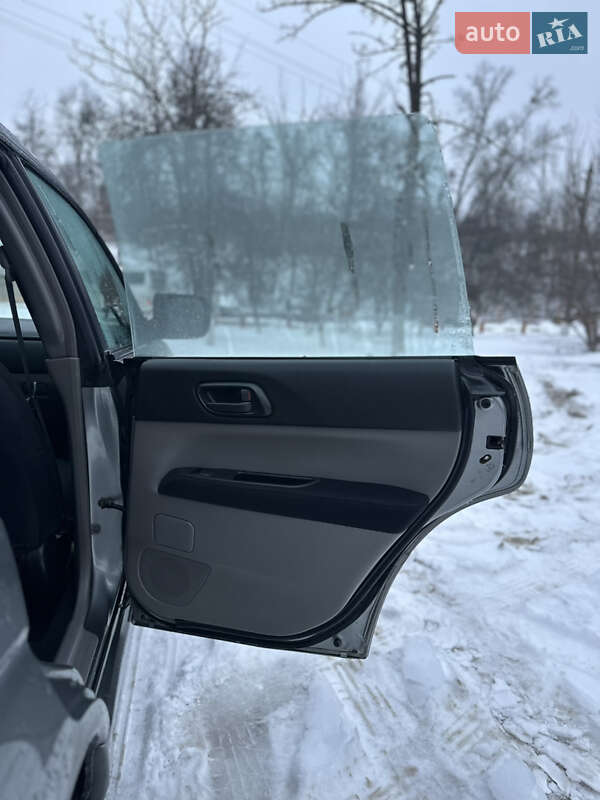 Внедорожник / Кроссовер Subaru Forester 2006 в Киеве