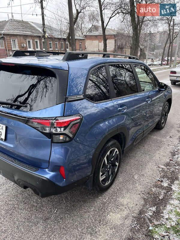 Внедорожник / Кроссовер Subaru Forester 2024 в Днепре