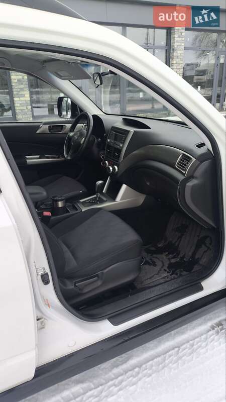 Внедорожник / Кроссовер Subaru Forester 2010 в Днепре