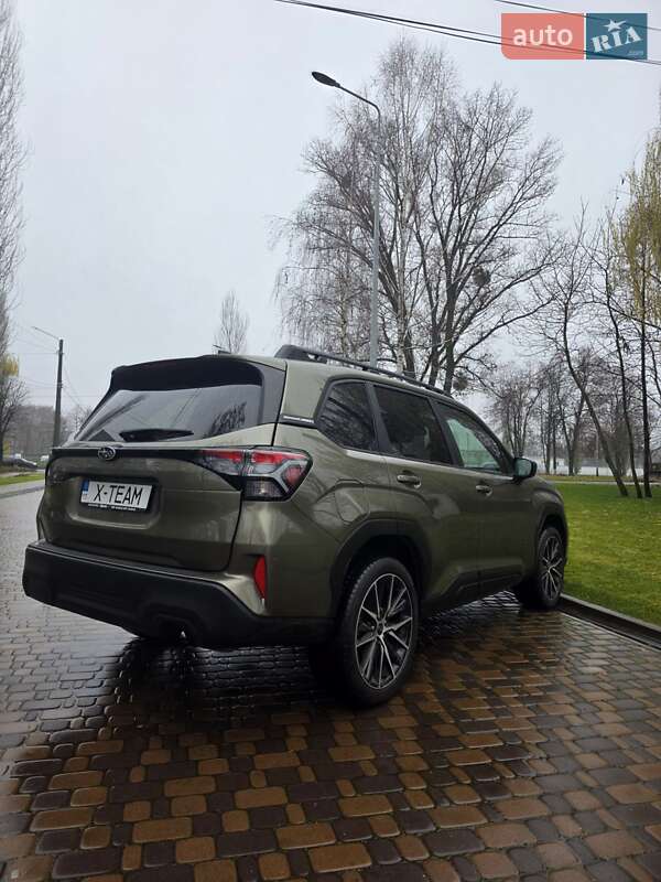 Внедорожник / Кроссовер Subaru Forester 2024 в Киеве