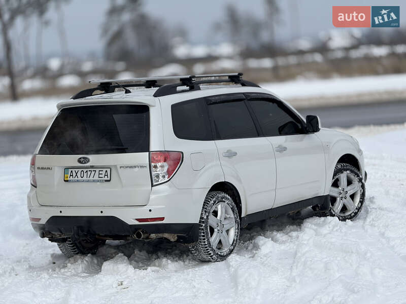 Внедорожник / Кроссовер Subaru Forester 2010 в Харькове